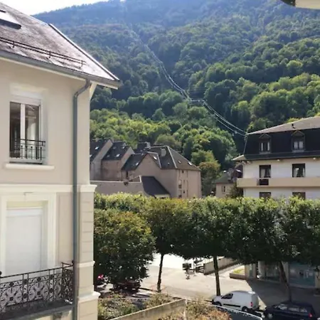 Διαμέρισμα Cocon Au Coeur De Luchon, Parking Prive *